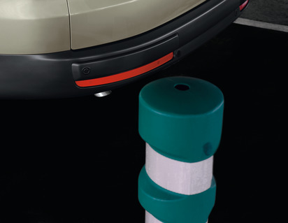 Xvision (SCC)* Sensor de aparcamiento trasero, con 4 sensores en color negro mate.