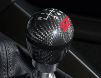 Performance- vaihteenvalitsimen nuppi Ford ST -logolla