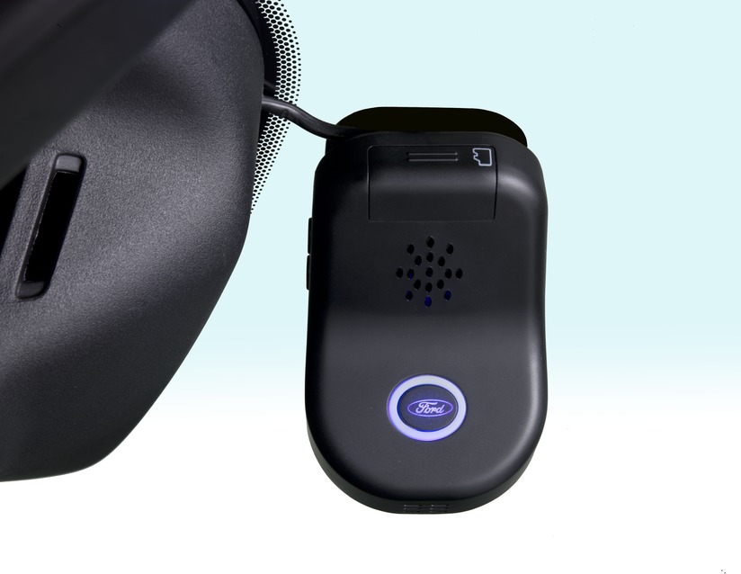 Dashcam med fuld HD-opløsning, og kompatibel med SYNC®3/4 og/eller voice kontrol via AppLink® - Online Tilbehørskatalog
