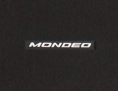 Bagagerumsmatta svart, med Mondeo-logo