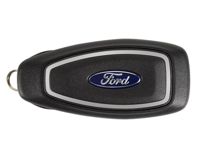 Liikkeentunnistava kaukoavain avaimettomaan ovien avaamiseen, Ford-logolla
