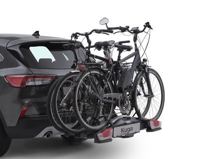 Thule®* Portabicicletas trasero Coach 276, para tres bicicletas, inclinable y plegable.