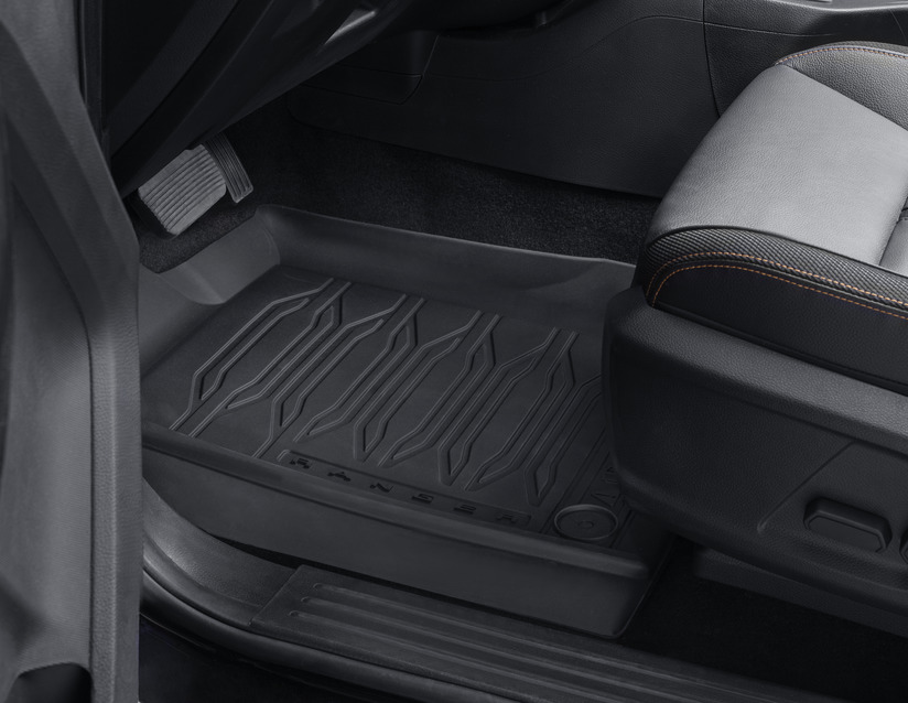OMAC Gummi Fußmatten kompatibel mit Ford Ranger 2011-2023 Premium TPE  Automatten : : Auto & Motorrad