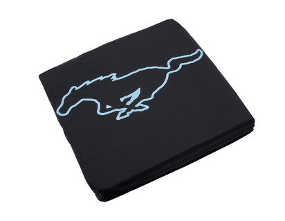 Housse de protection premium noire, avec garnissage bleu, logo Mustang bleu et lettrage Mustang bleu