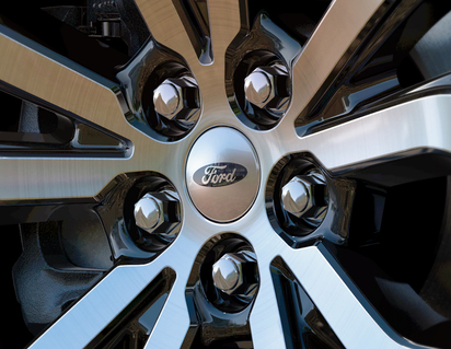 Capac central  argintiu, cu logo-ul Ford