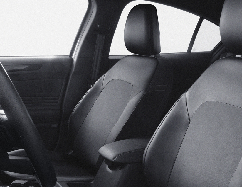 ACTIVline* Sitzbezug Premium, für Fahrersitz, schwarzes Kunstleder