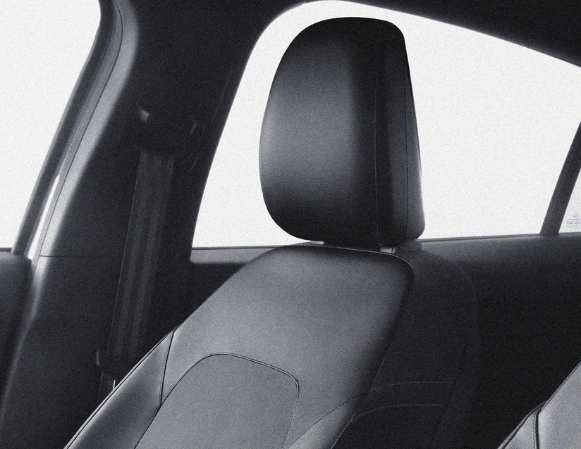 ACTIVline* Sitzbezug Premium, für Beifahrersitz, schwarzes Kunstleder -  Ford Online-Zubehörkatalog
