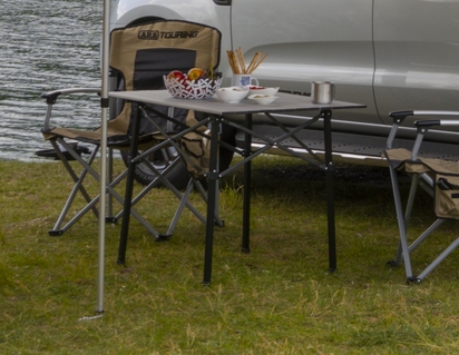 ARB* Camping Table in alluminio con borsa da trasporto
