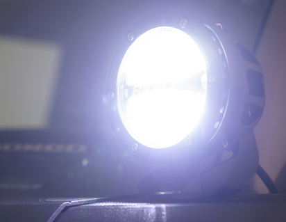 Sada LED světel pro montáž na zrcátka