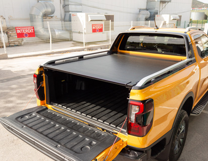 Pickup Attitude* Copricassone Avvolgibile AEROKLAS PER FORD RANGER SUPERCAB allestiti o no roll bar originali Ford delle versioni WILDTRAK E/O LIMITED - modello adatto con accessori extra