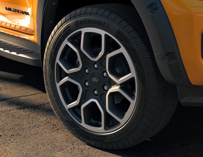 Kevytmetallivanteet 20" 6-puolainen Y-malli, värinä Asphalt Matt Black