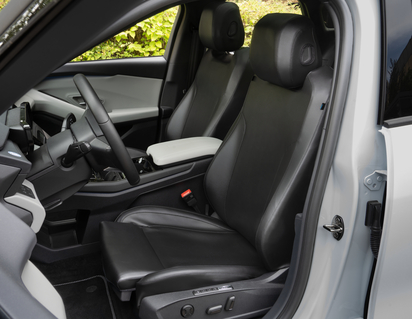 Sædeovertræk premium, til førersæde, sort kunstlæder