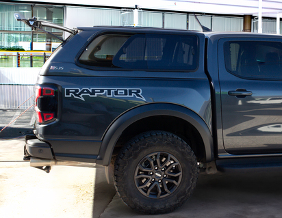 Pickup Attitude* Tettuccio rigido modello « PRESTIGE SJS » VETRATO PER FORD RANGER DOPPIA CABINA-  IL MONTAGGIO NECESSITA LA FORNITURA DI J-BRACE - compatibile con accessori extra